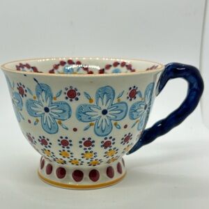 Anthropologie Elka Ayaka Twist Handle tea coffee mug cup footed floral design